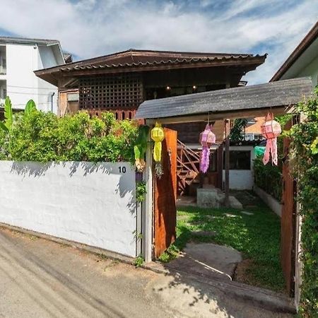 Nearthepark Backpack House Albergue Chiang Mai Exterior foto